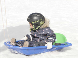 enfant-luge